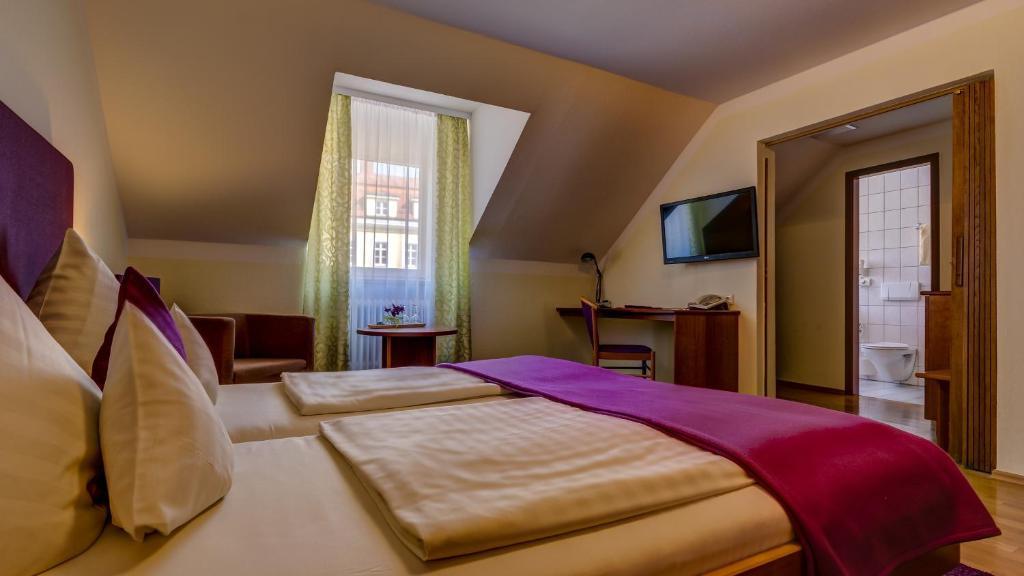 Hotel Restaurant Weihenstephaner Stuben Landshut Cameră foto